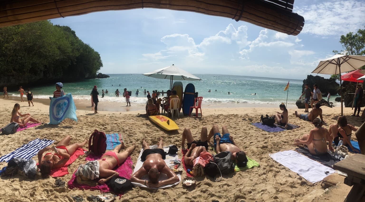 Padang Padang, Bali